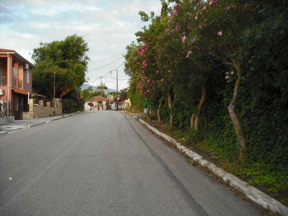 Kostas--Sarantis Villa Lakithra ภายนอก รูปภาพ